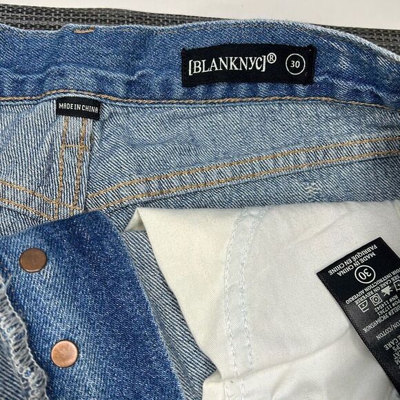 BlankNYC Distressed High Waist Denim Jean Shorts Woman’s 30 - Picture 6 of 8